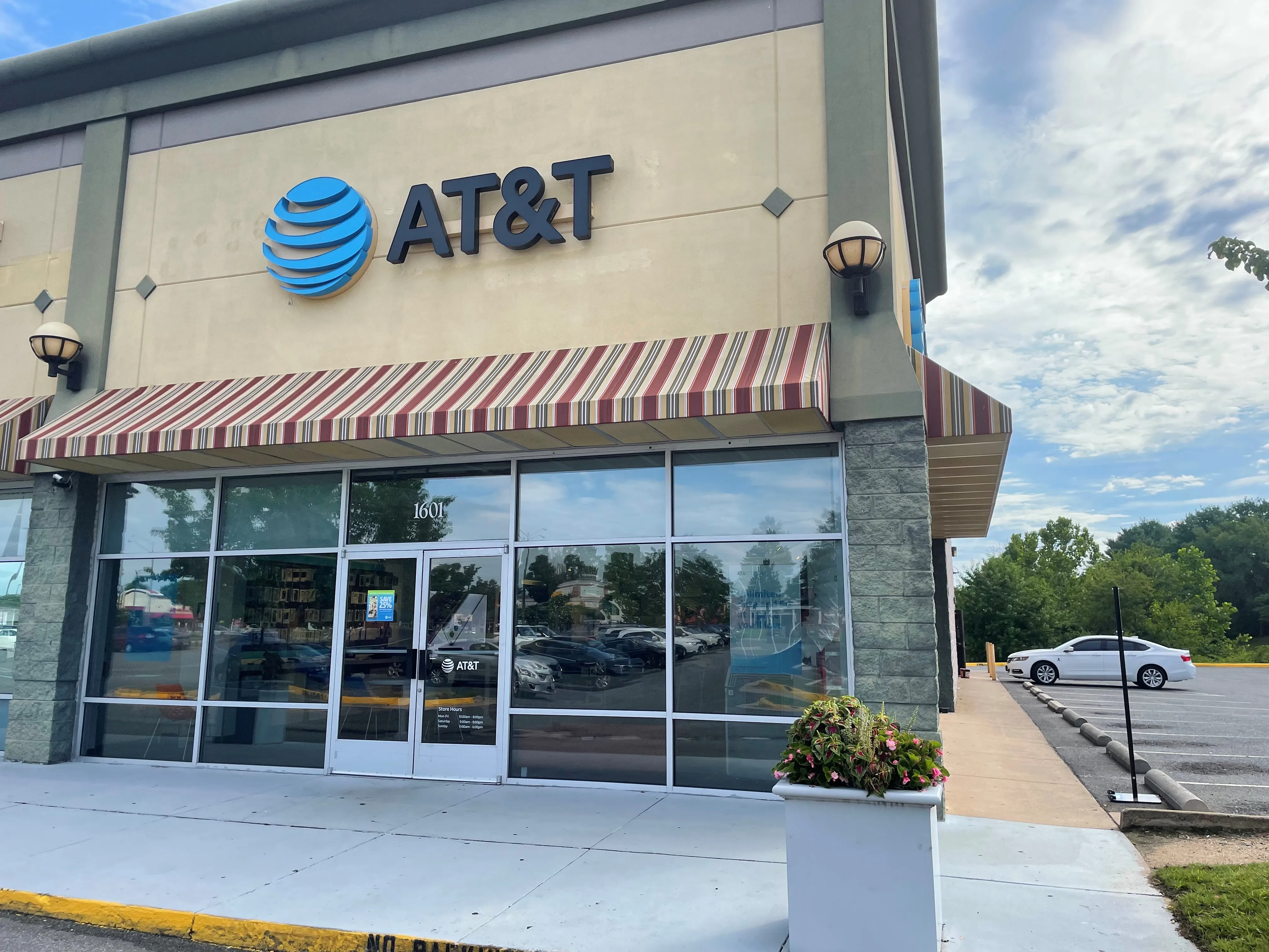 AT&T Store Fredericksburg - Central Park