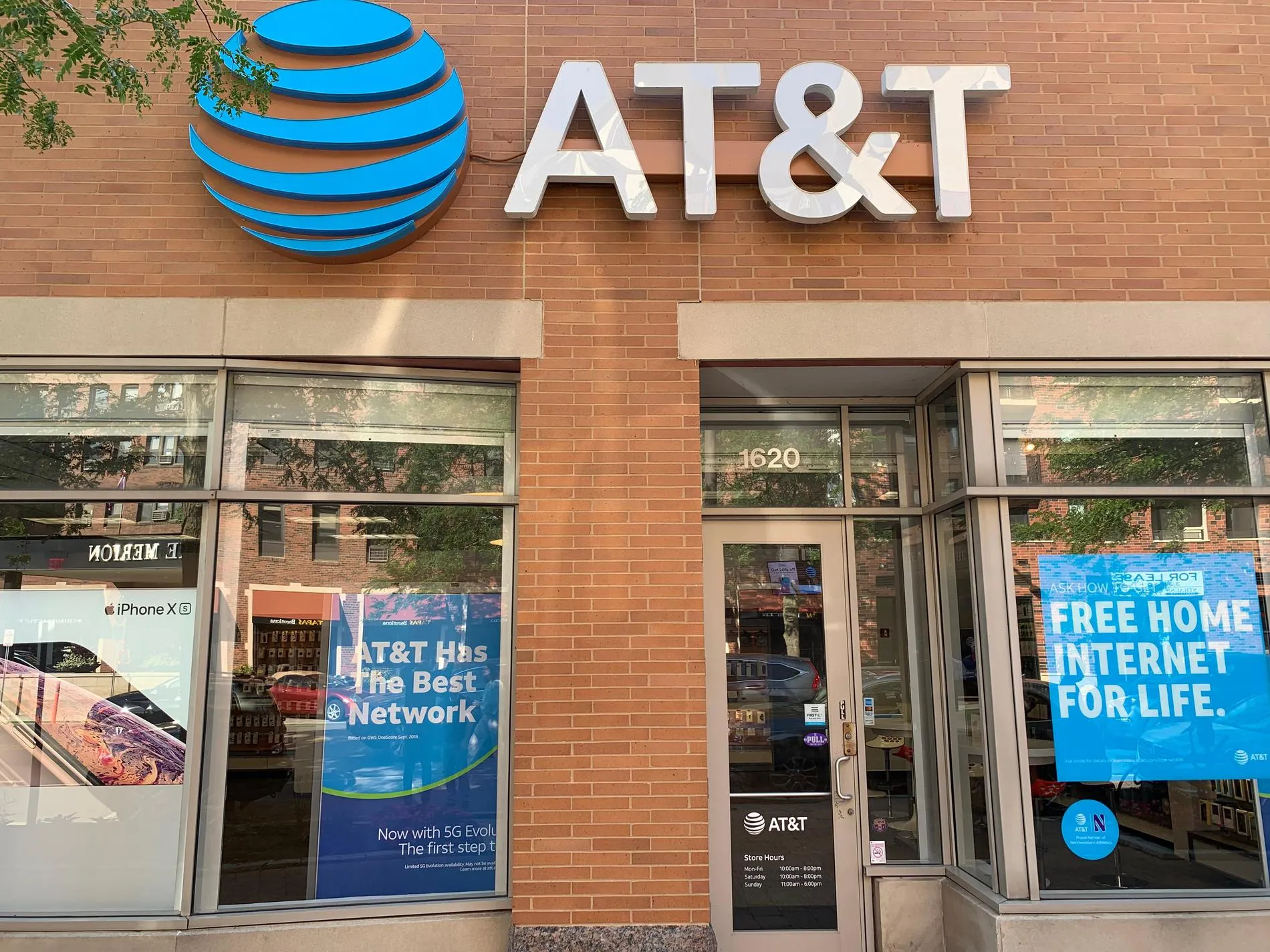 AT&T Store Evanston - EVANSTON