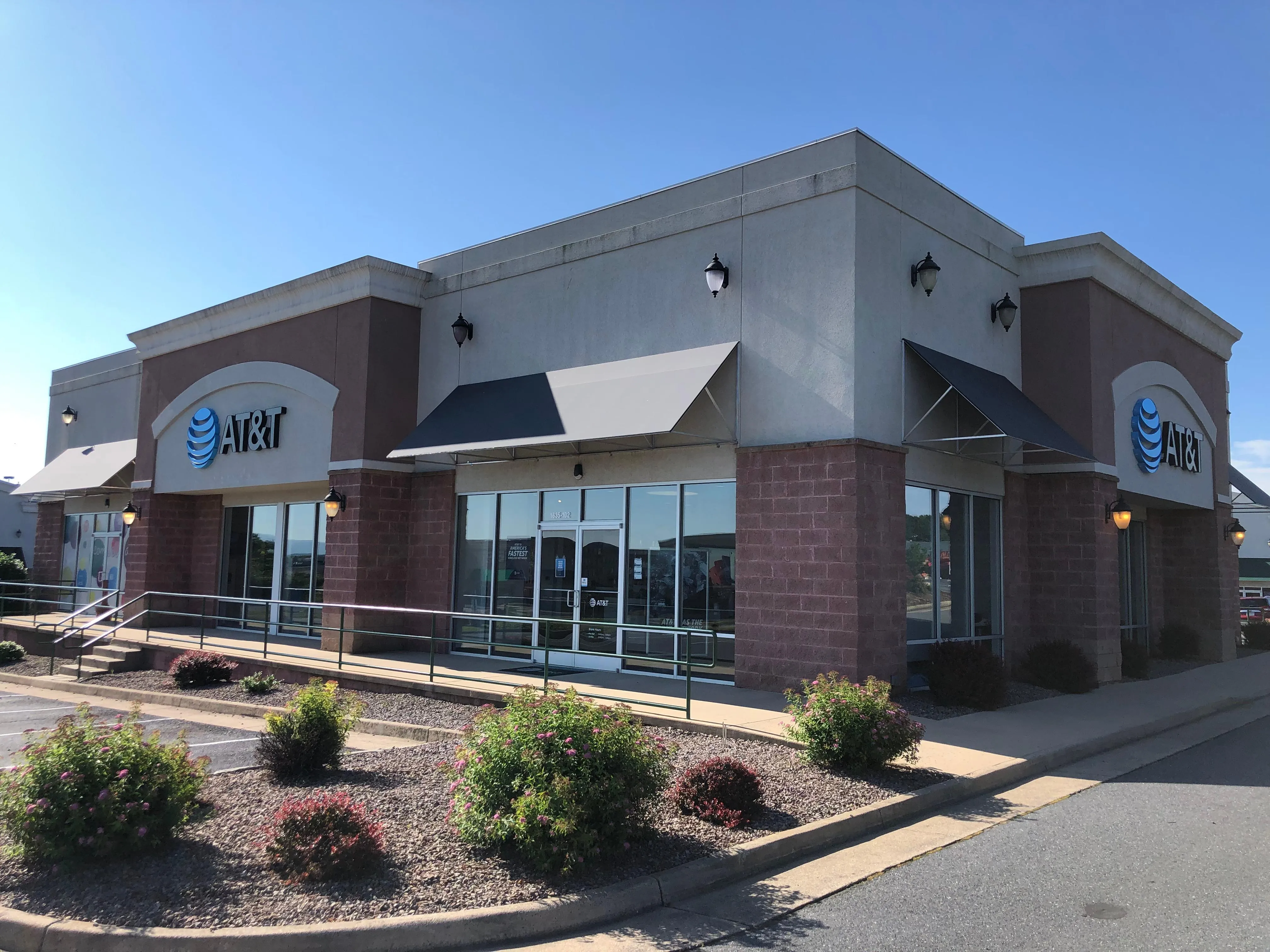 AT&T Store Harrisonburg - HARRISONBURG