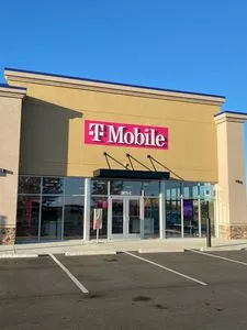T-Mobile Halstead Blvd & Tanglewood Pkwy