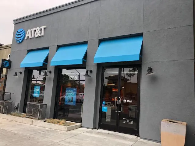 AT&T Store San Jose - Story and King