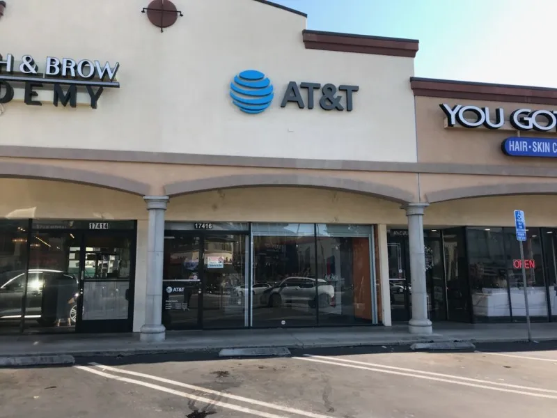 AT&T Store Encino - Encino