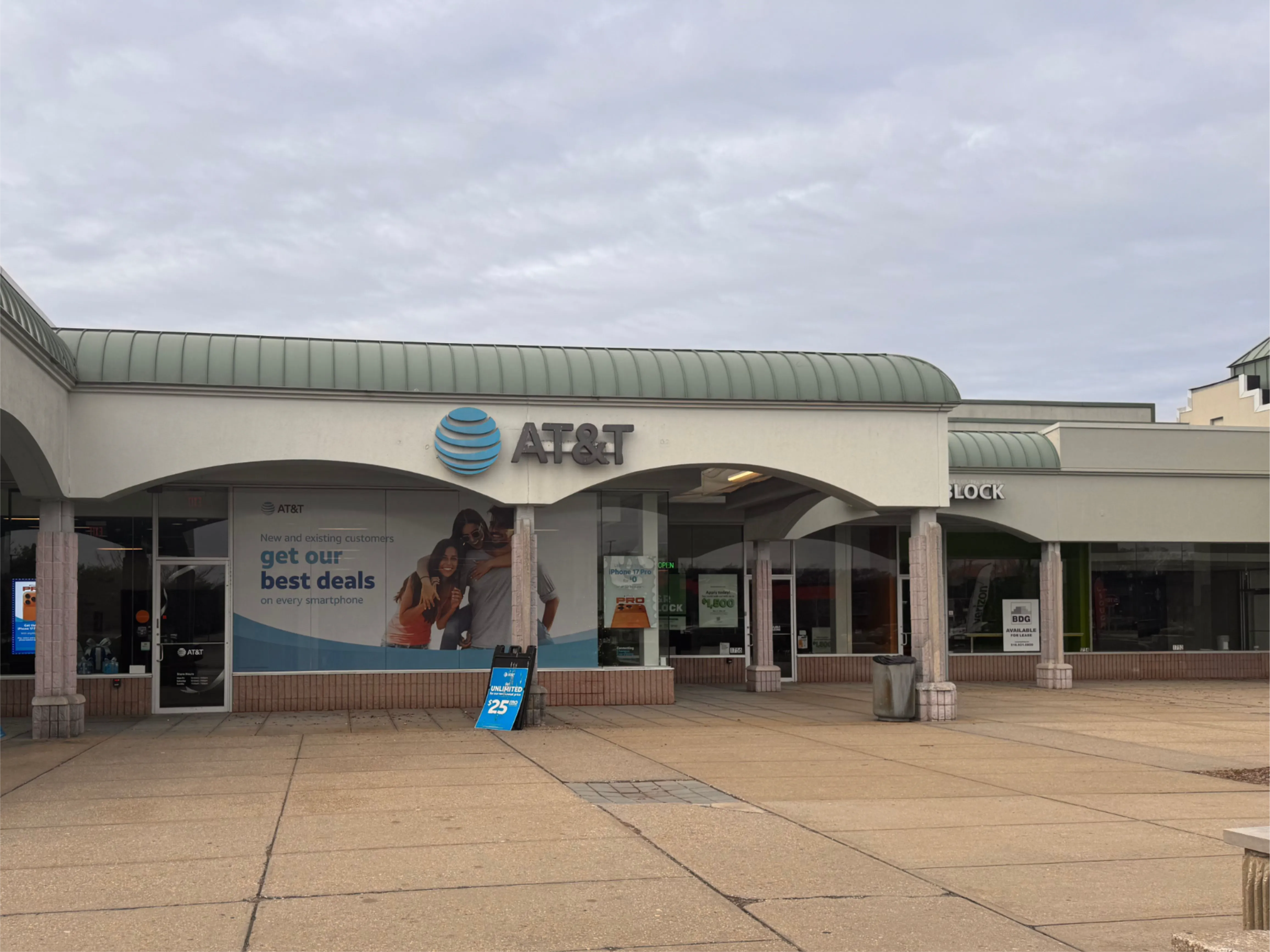 AT&T Store Islandia - Islandia