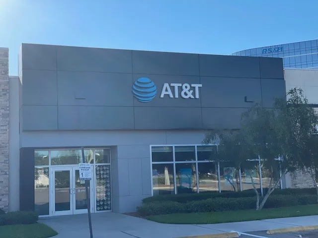 AT&T Store Tampa - SPRUCE INTERNATIONAL
