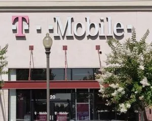 T-Mobile Waterman & Elk Grove Blvd