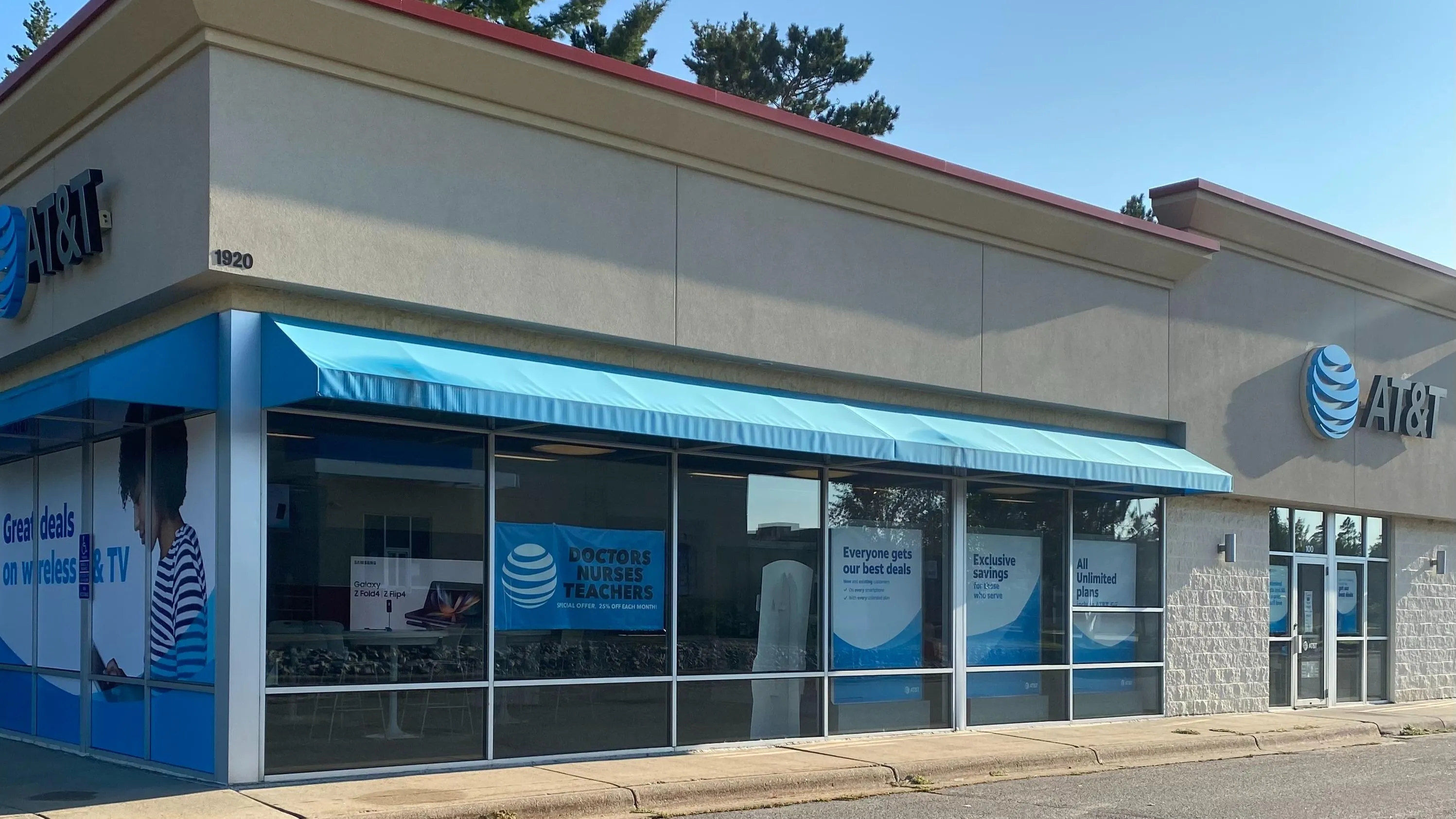 AT&T Store Grand Rapids - Grand Rapids - Pokegama Ave