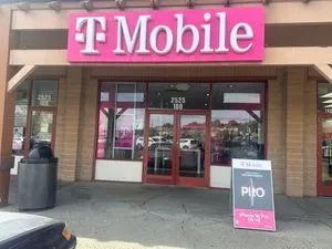 T-Mobile Mtn City Hwy & Sagecrest Dr