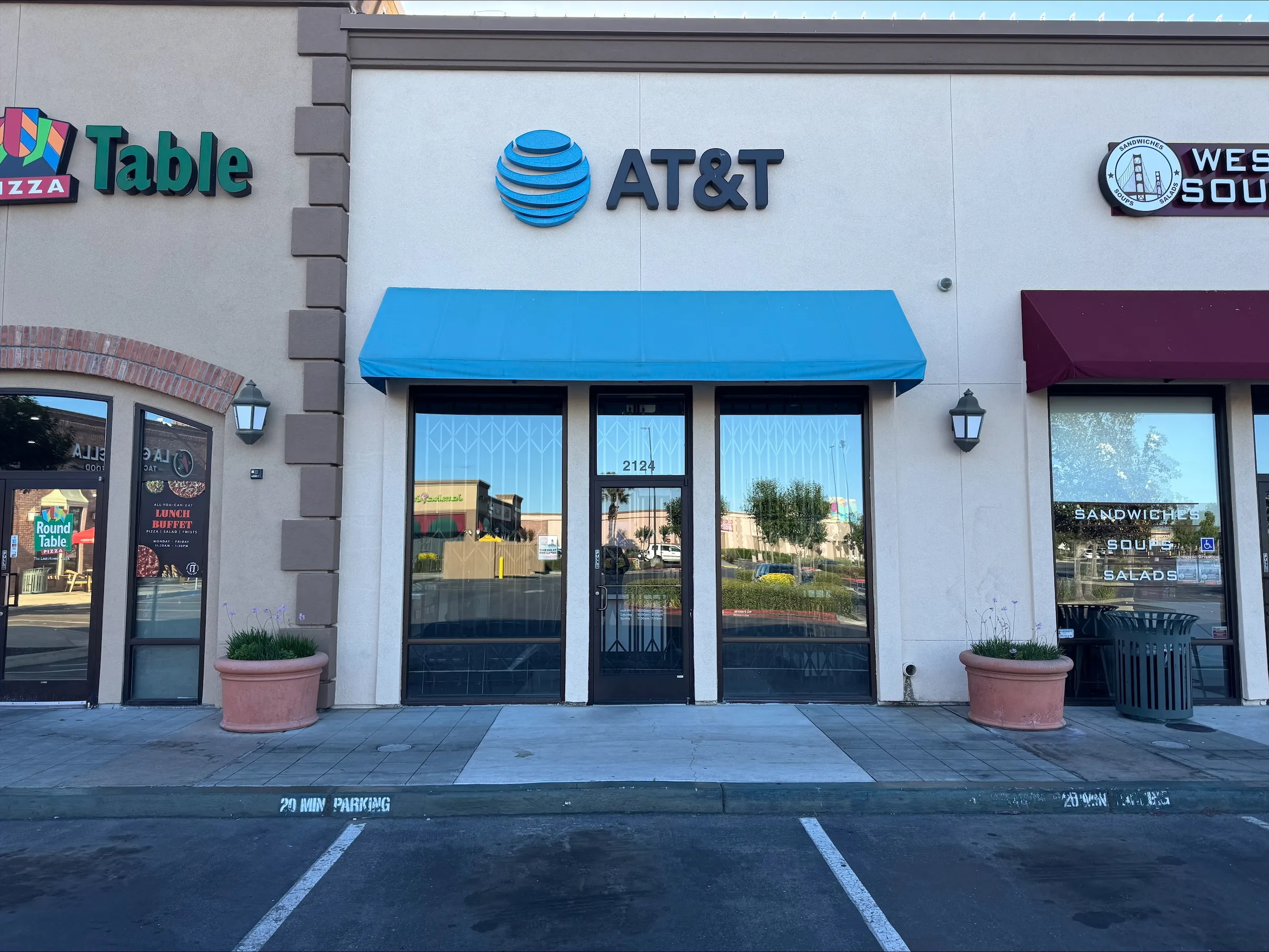 AT&T Store Manteca - Stadium Center