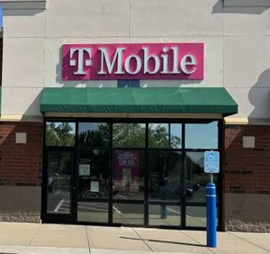 T-Mobile Apple Valley West