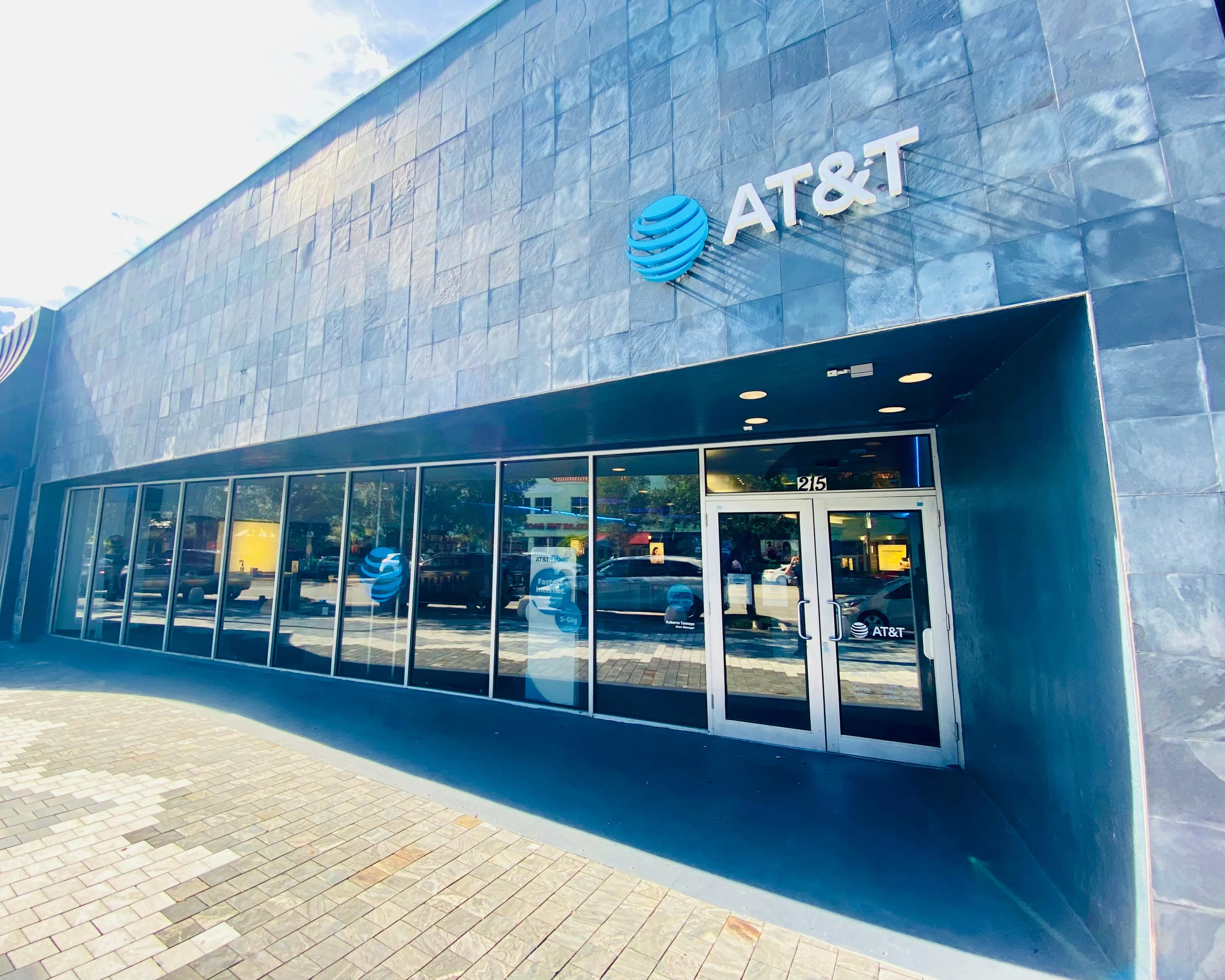 AT&T Store Coral Gables - Miracle Mile