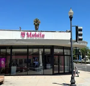 T-Mobile Valley Mall