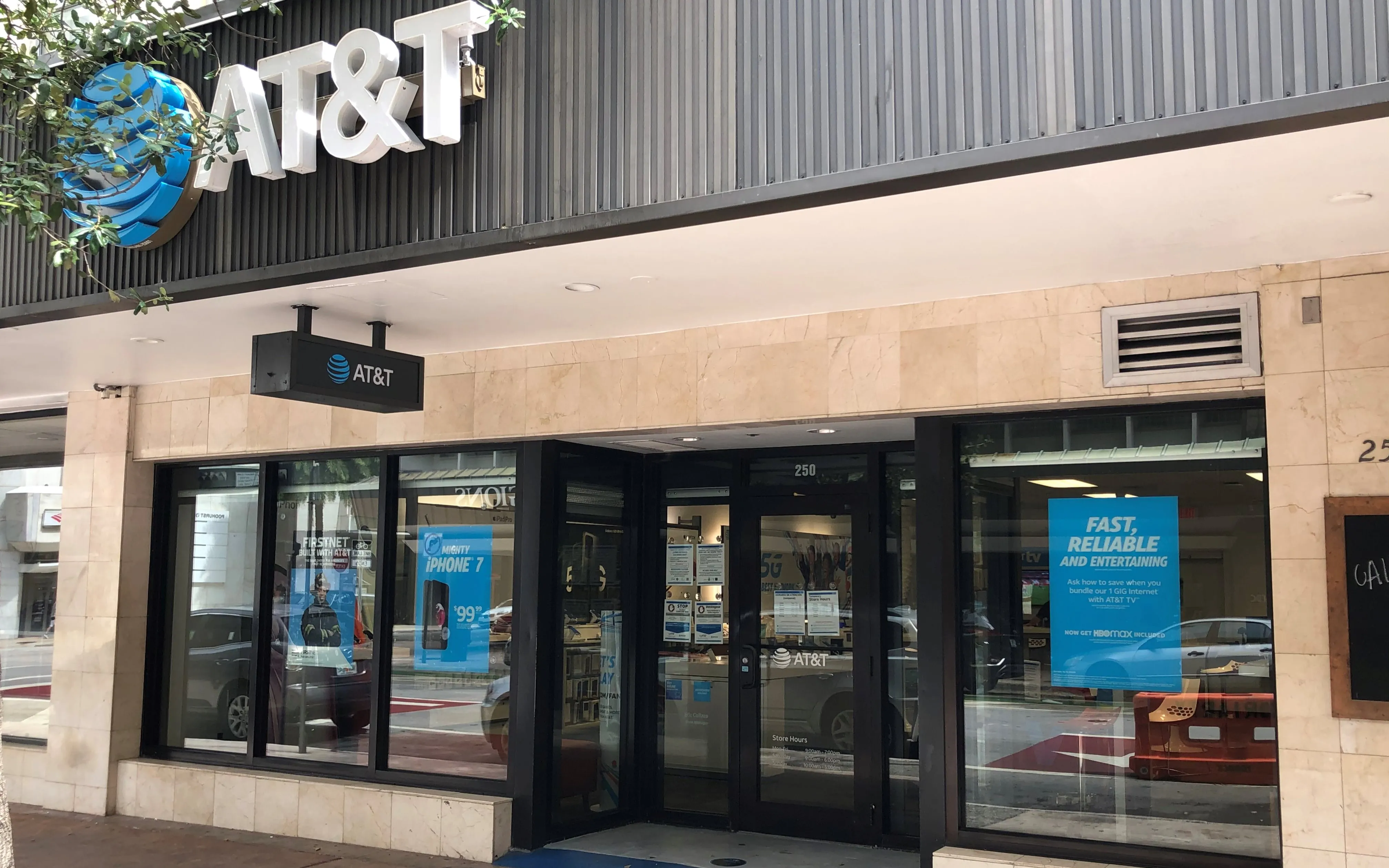 AT&T Store Miami - Downtown Miami