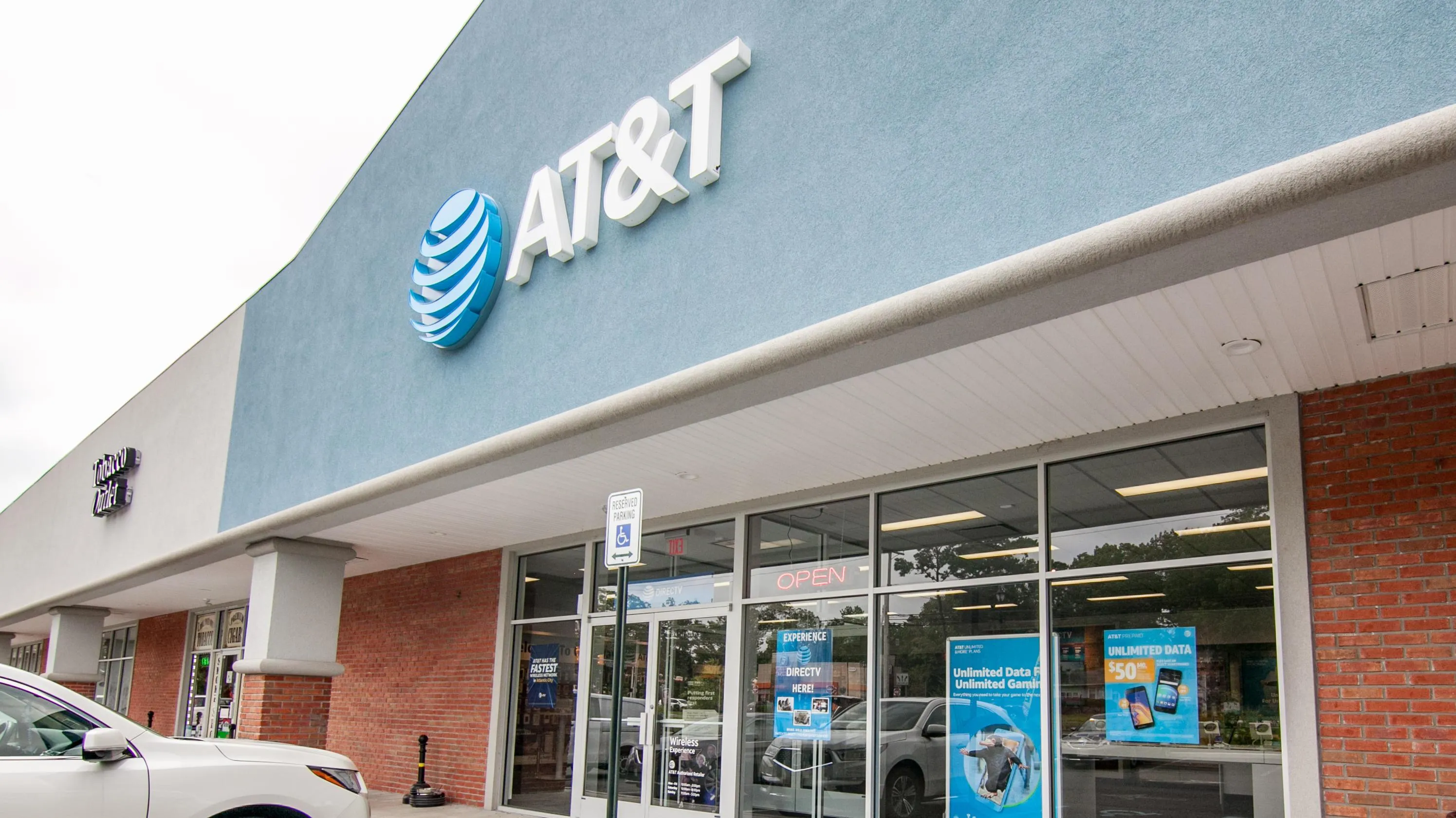 AT&T Store Absecon - 6th Avenue Plaza