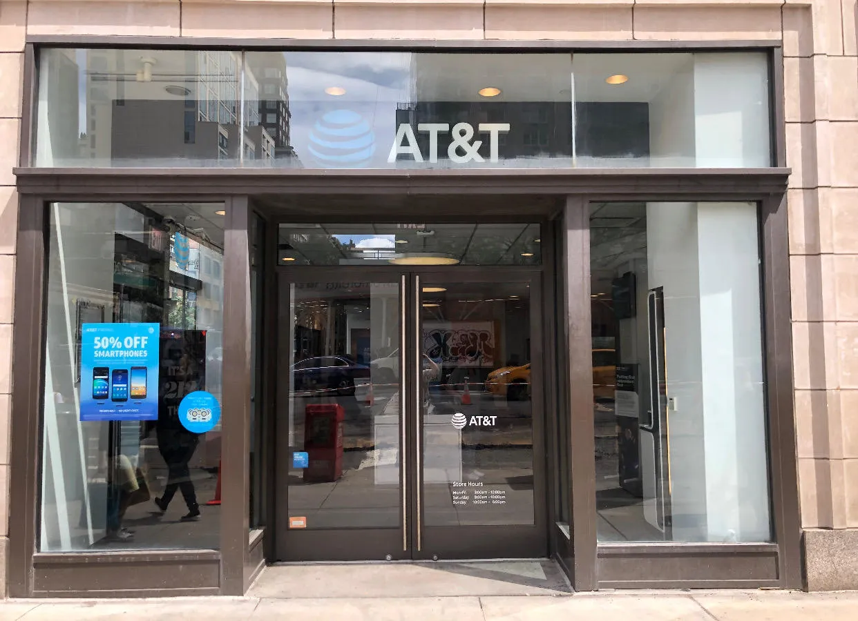 AT&T Store New York - Broadway & W 95th