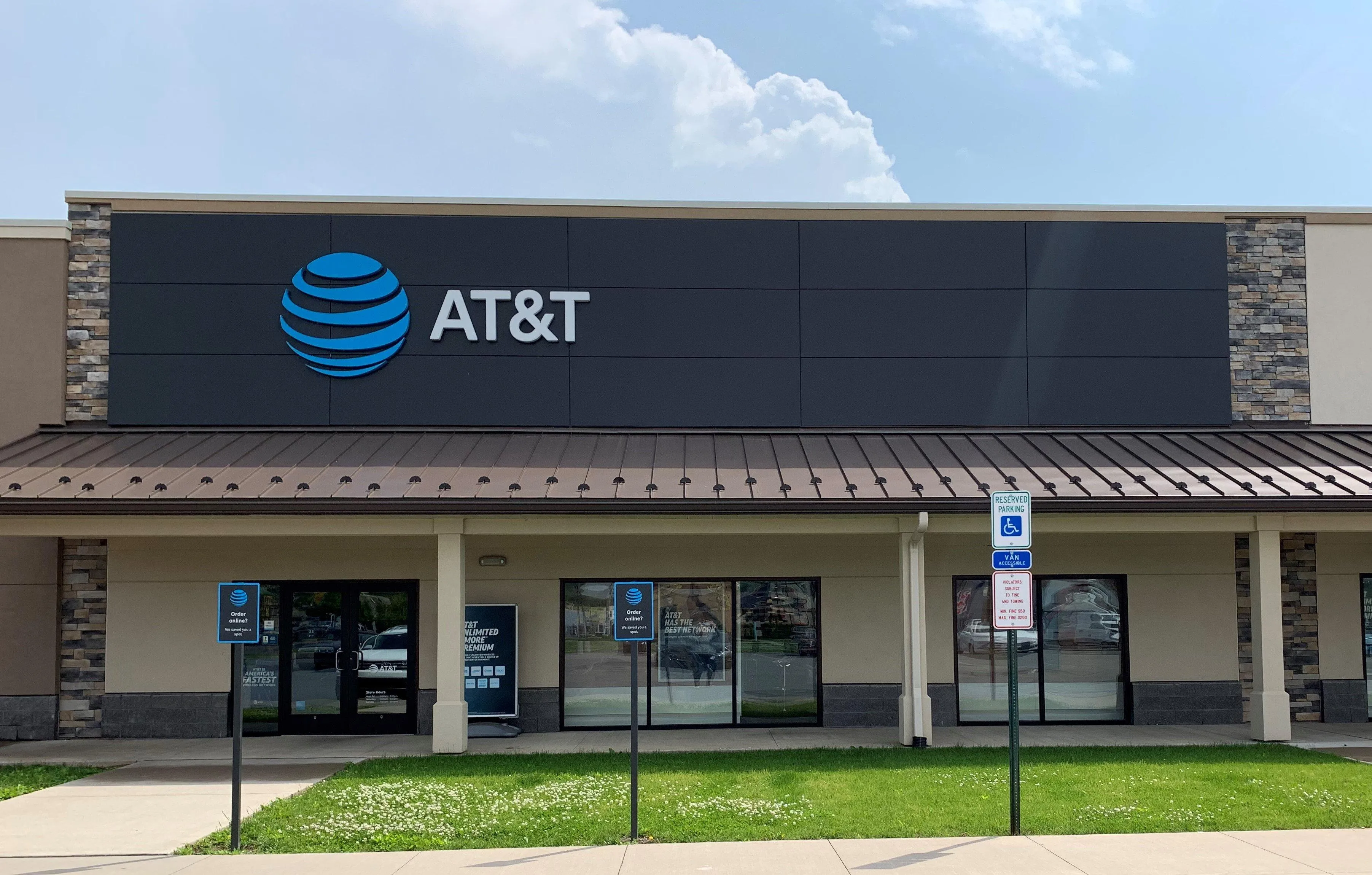 AT&T Store Williamsport - Faxon Corner