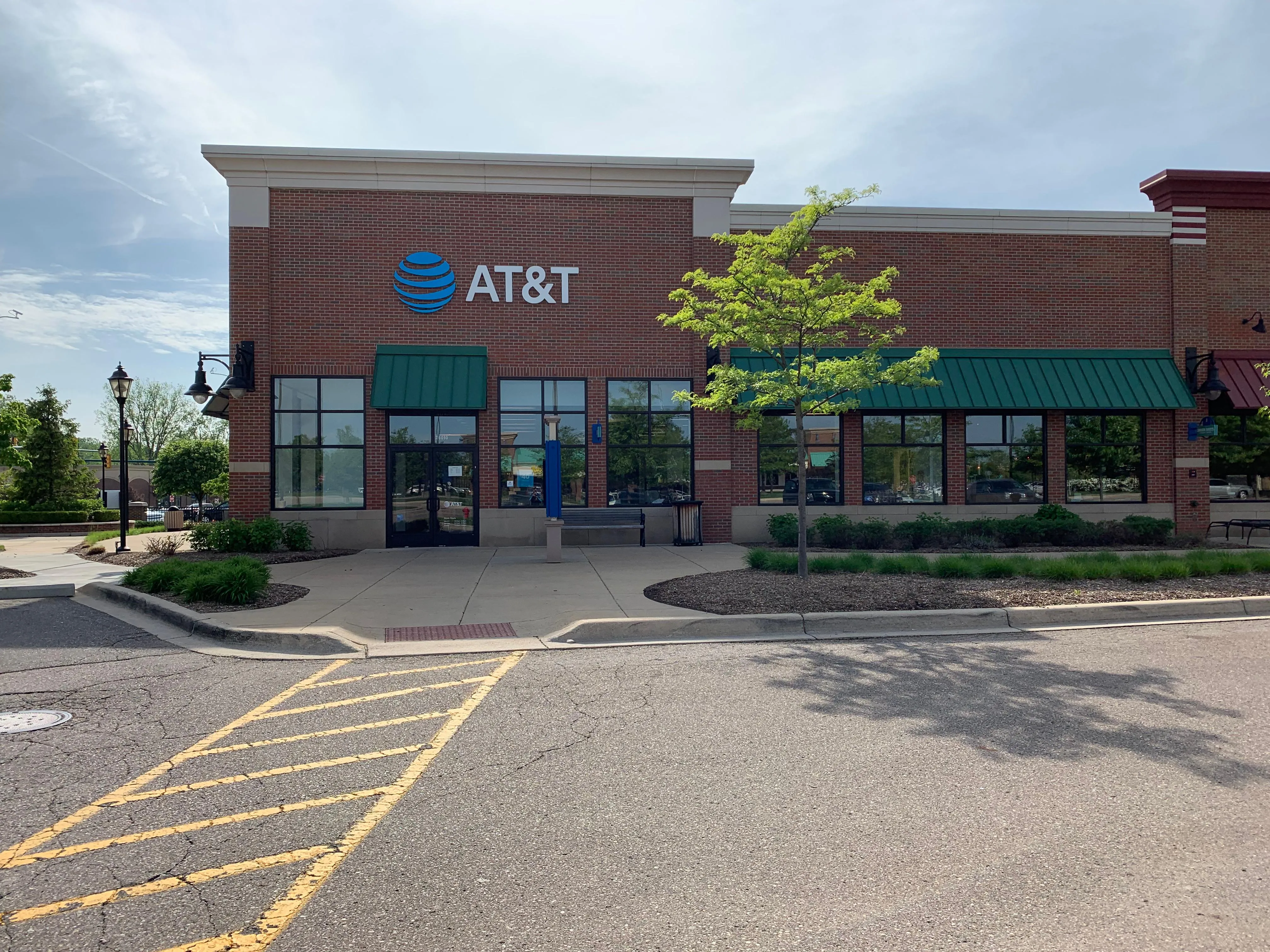 AT&T Store Novi - NOVI TOWN CENTER