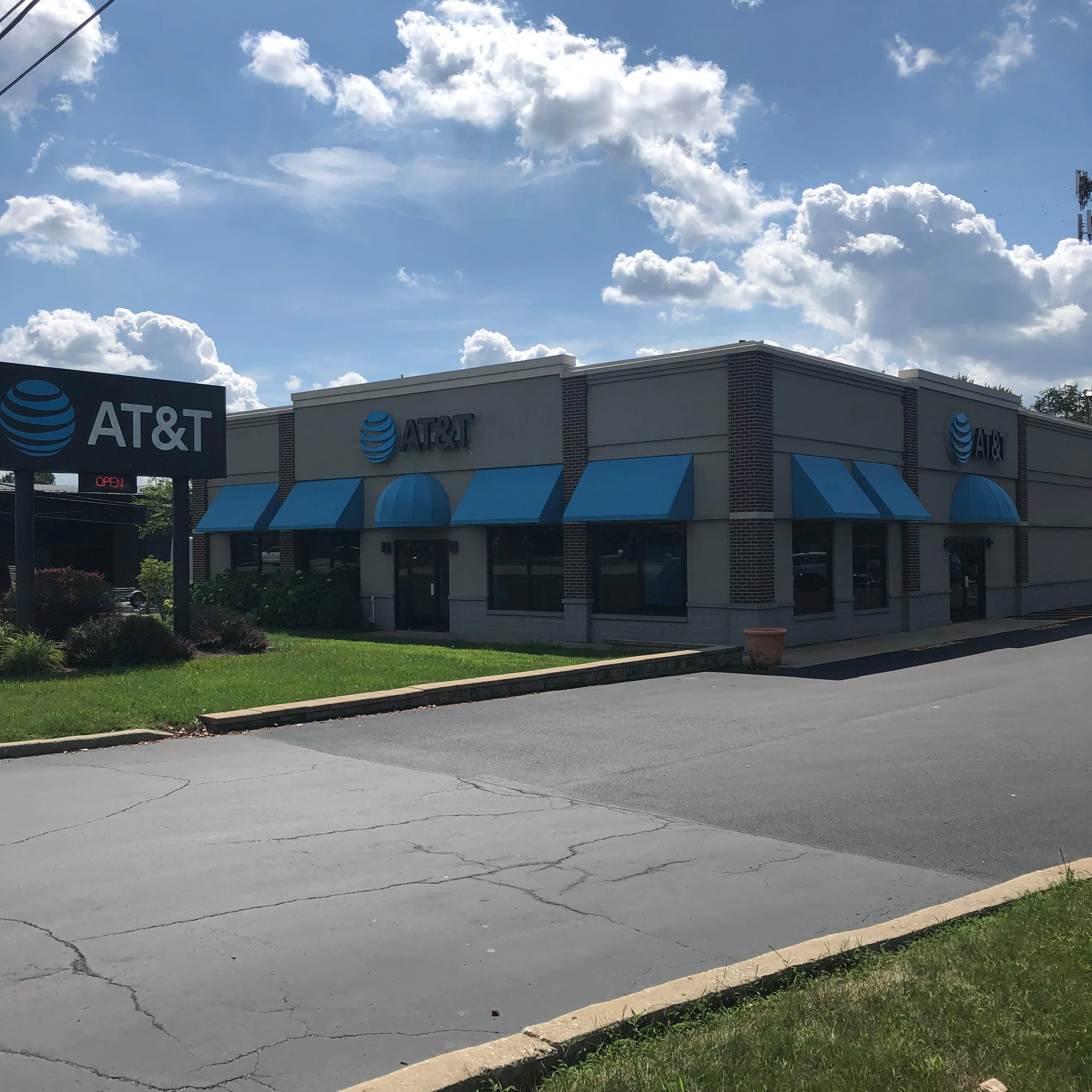 AT&T Store West Chicago - West Chicago