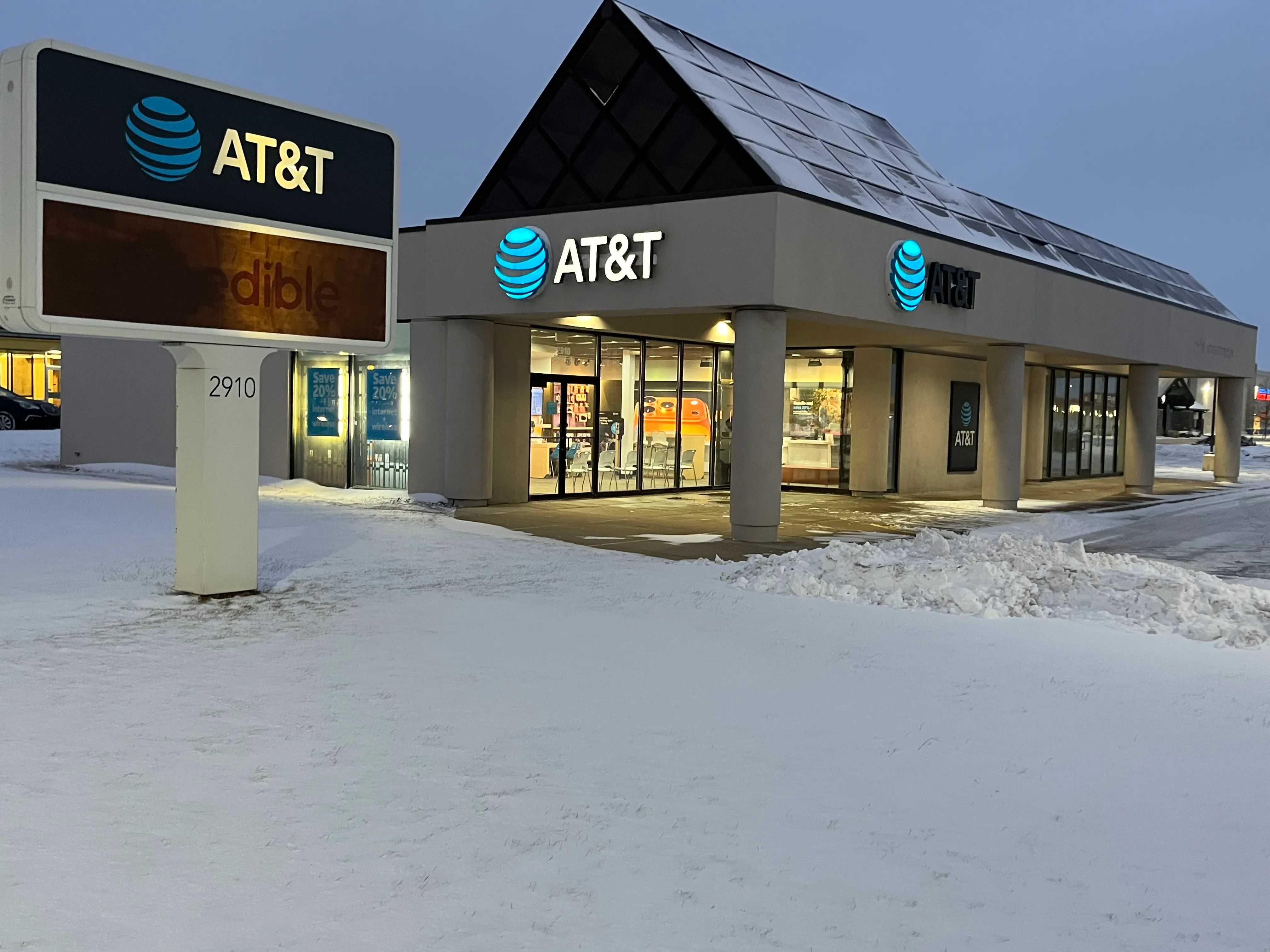AT&T Store Saginaw - Tittabawassee Rd