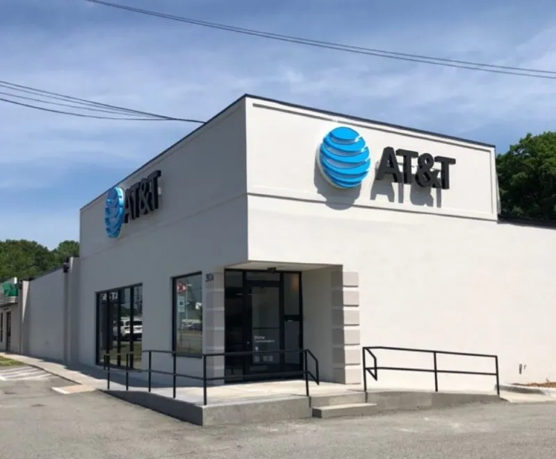 AT&T Store Greensboro - Battleground Ave