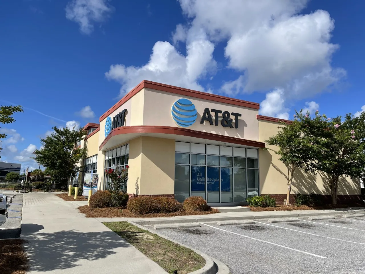 AT&T Store Florence - The Plaza at Magnolia