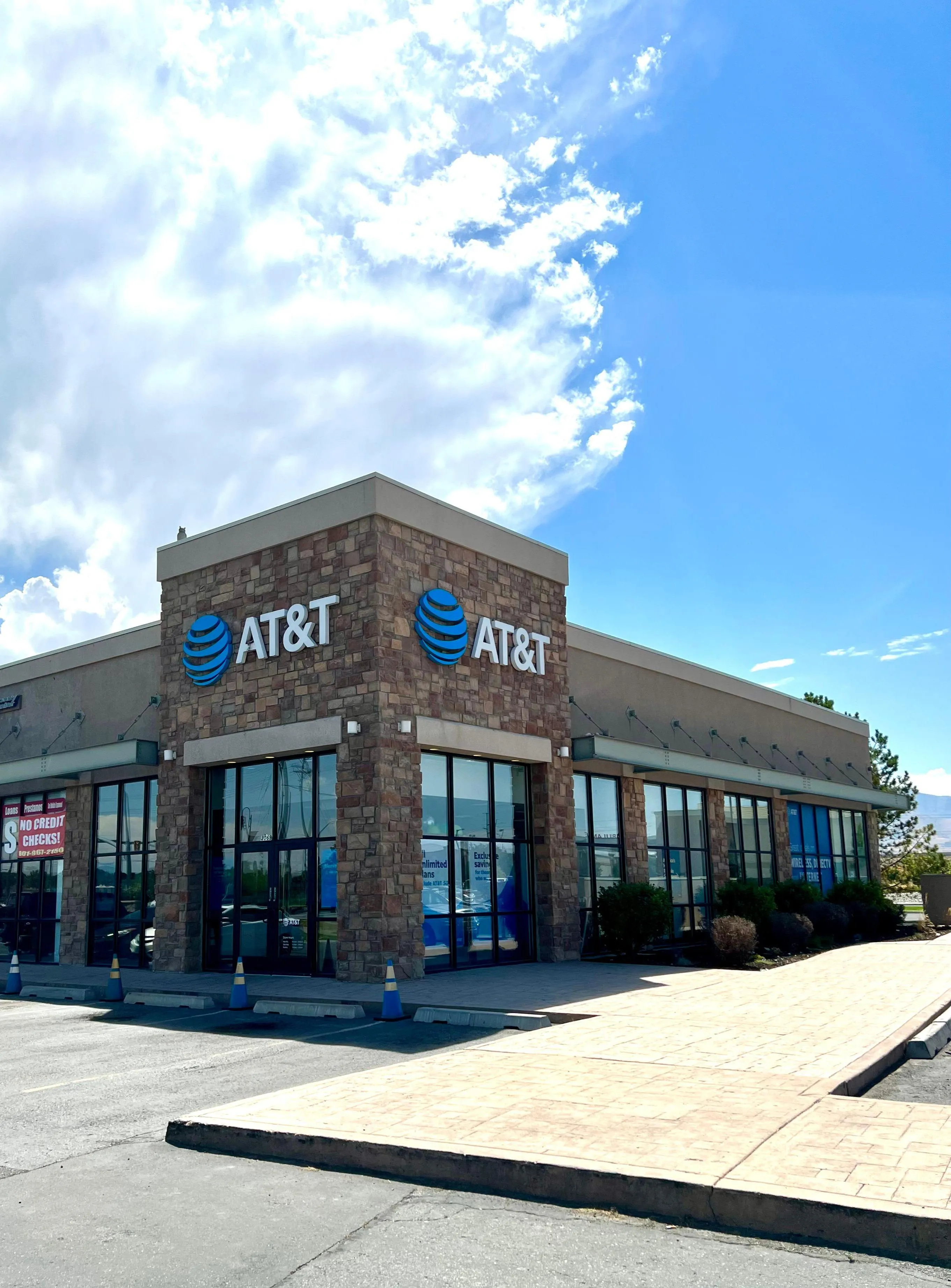 AT&T Store West Valley City - Colt Plaza