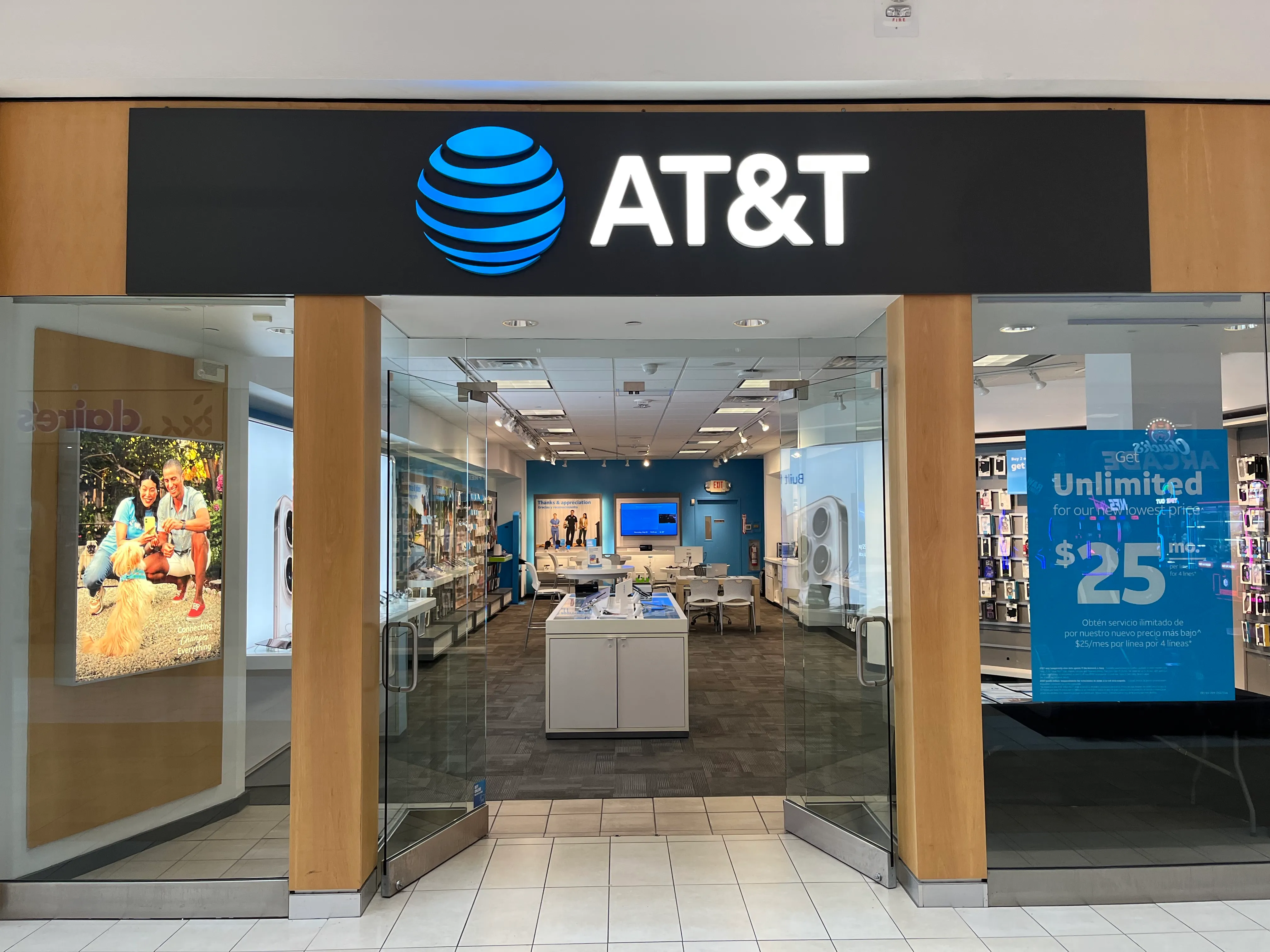 AT&T Store Nashua - Pheasant Ln Mall