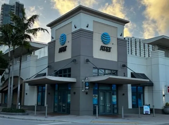 AT&T Store Miami - Midtown Miami