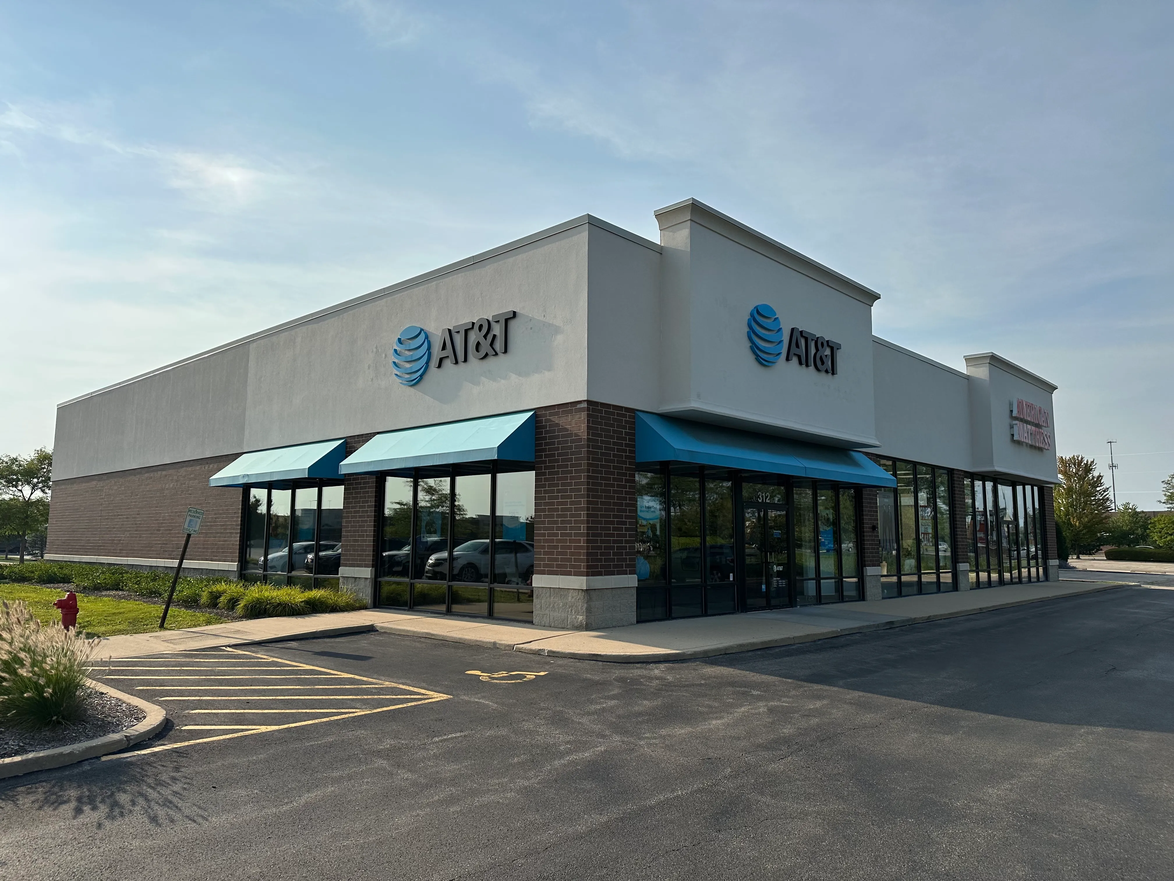 AT&T Store South Elgin - South Elgin