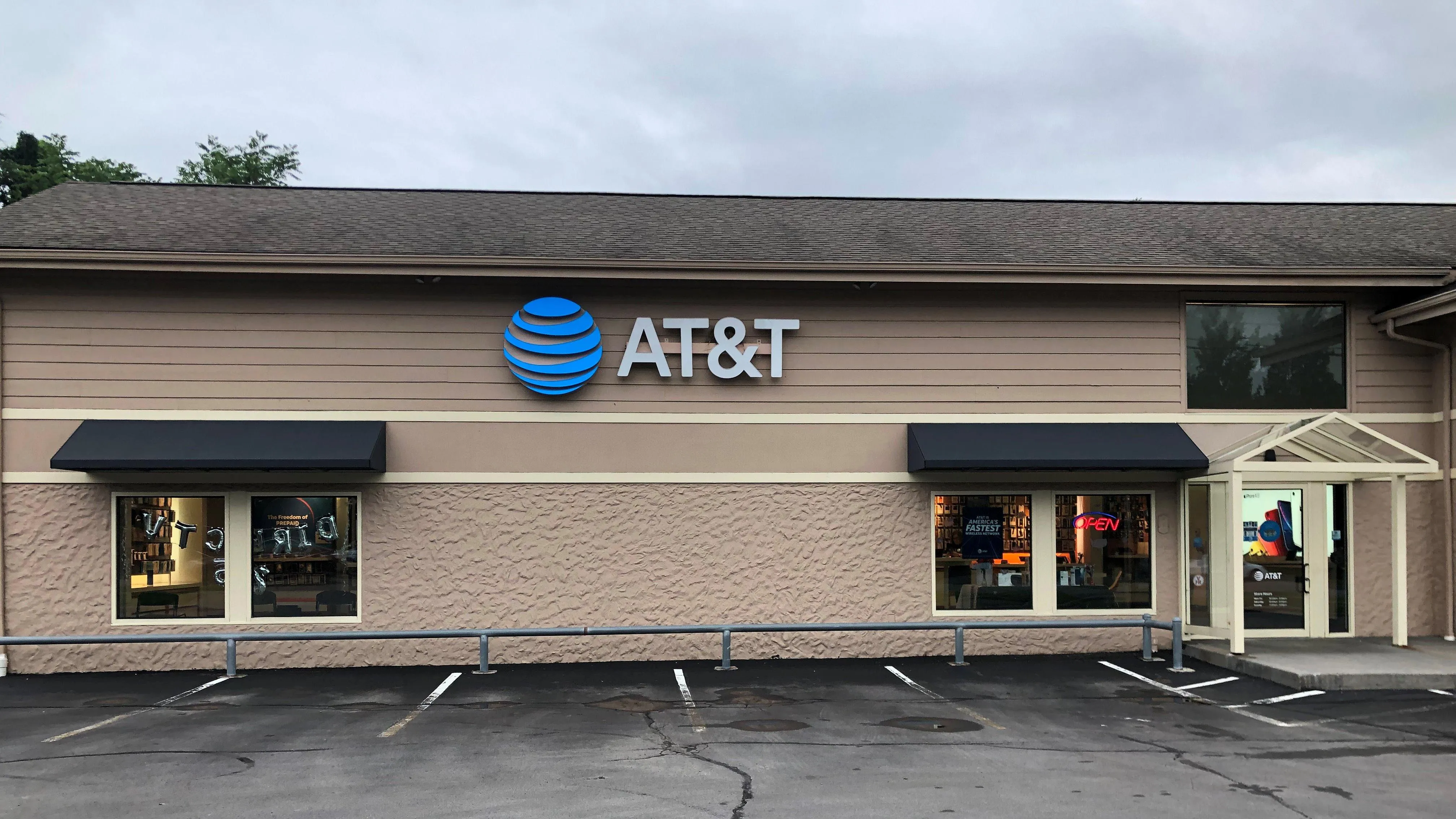 AT&T Store Rochester - PITTSFORD