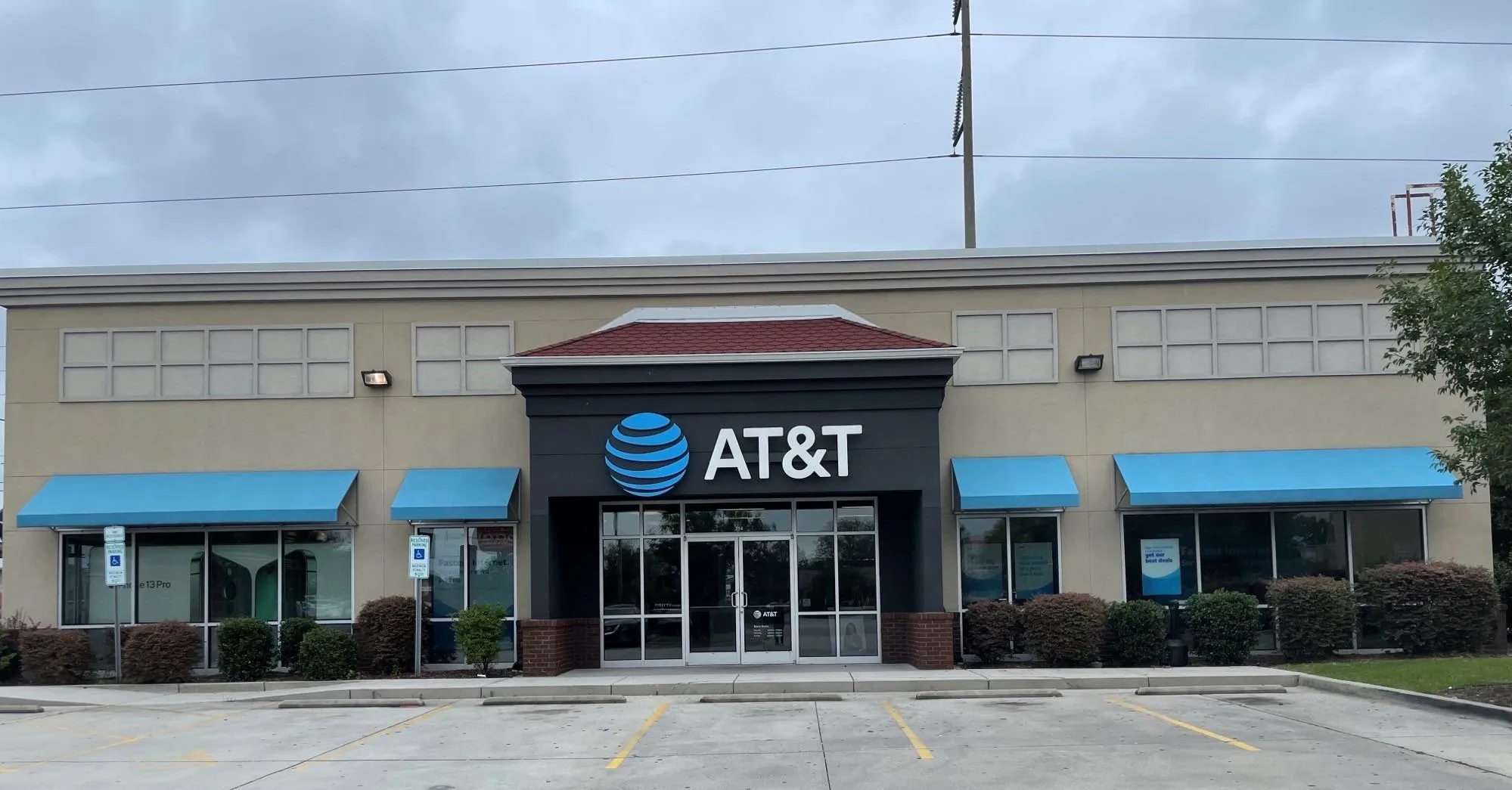 AT&T Store Wilmington - University Centre