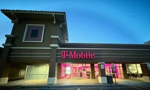 T-Mobile N Zaragoza Rd & Saul Kleinfeld Dr