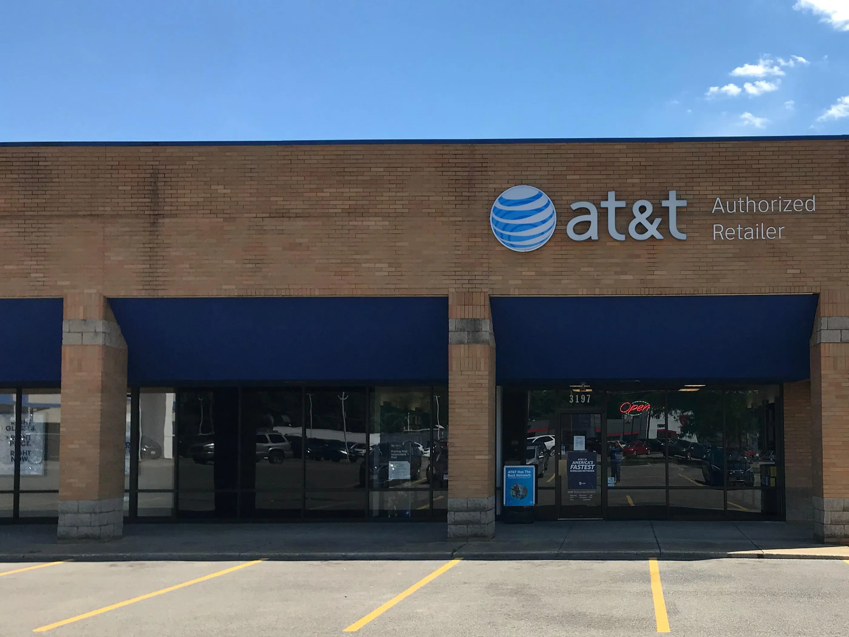 AT&T Store Zanesville - Country Fair Plaza