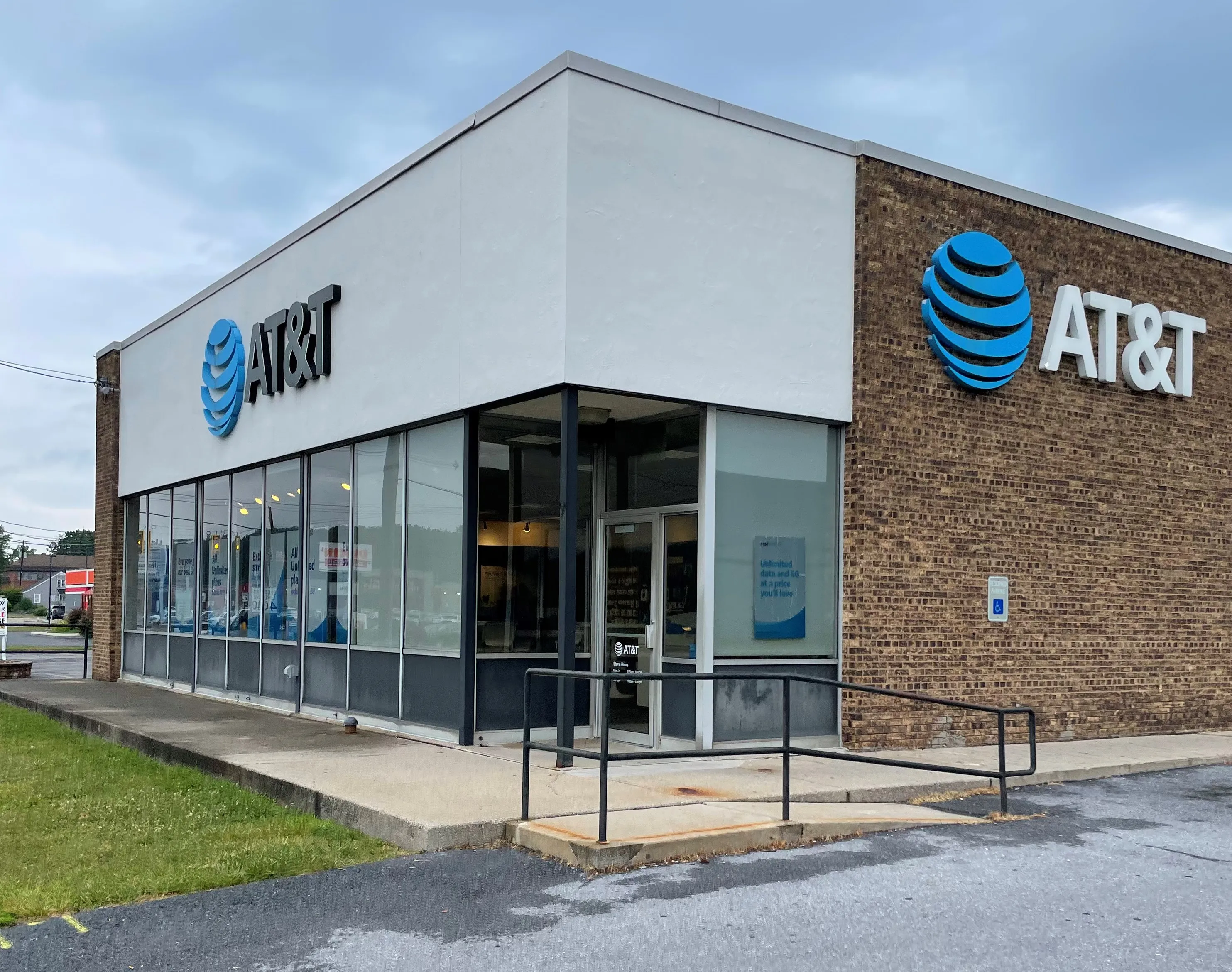 AT&T Store Altoona - Pleasant Valley Rd