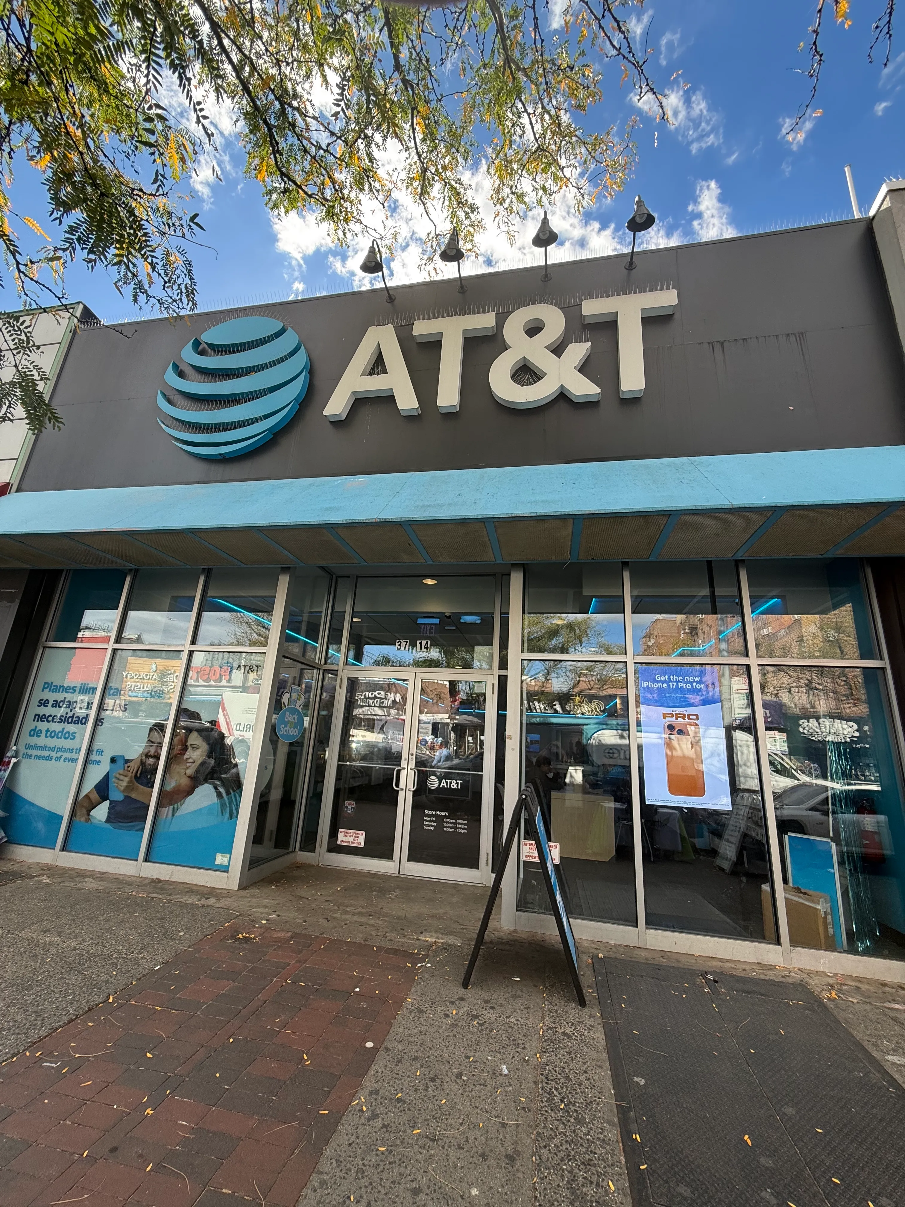 AT&T Store Corona - Junction Boulevard