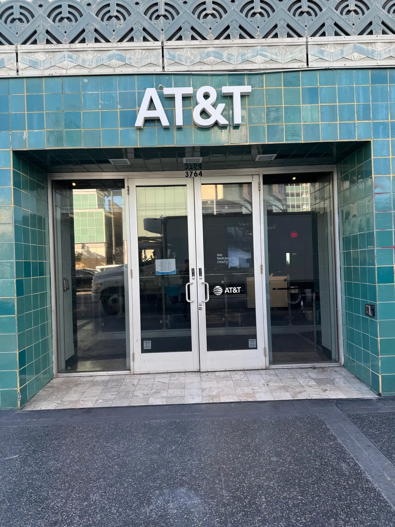 AT&T Store Los Angeles - Wiltern