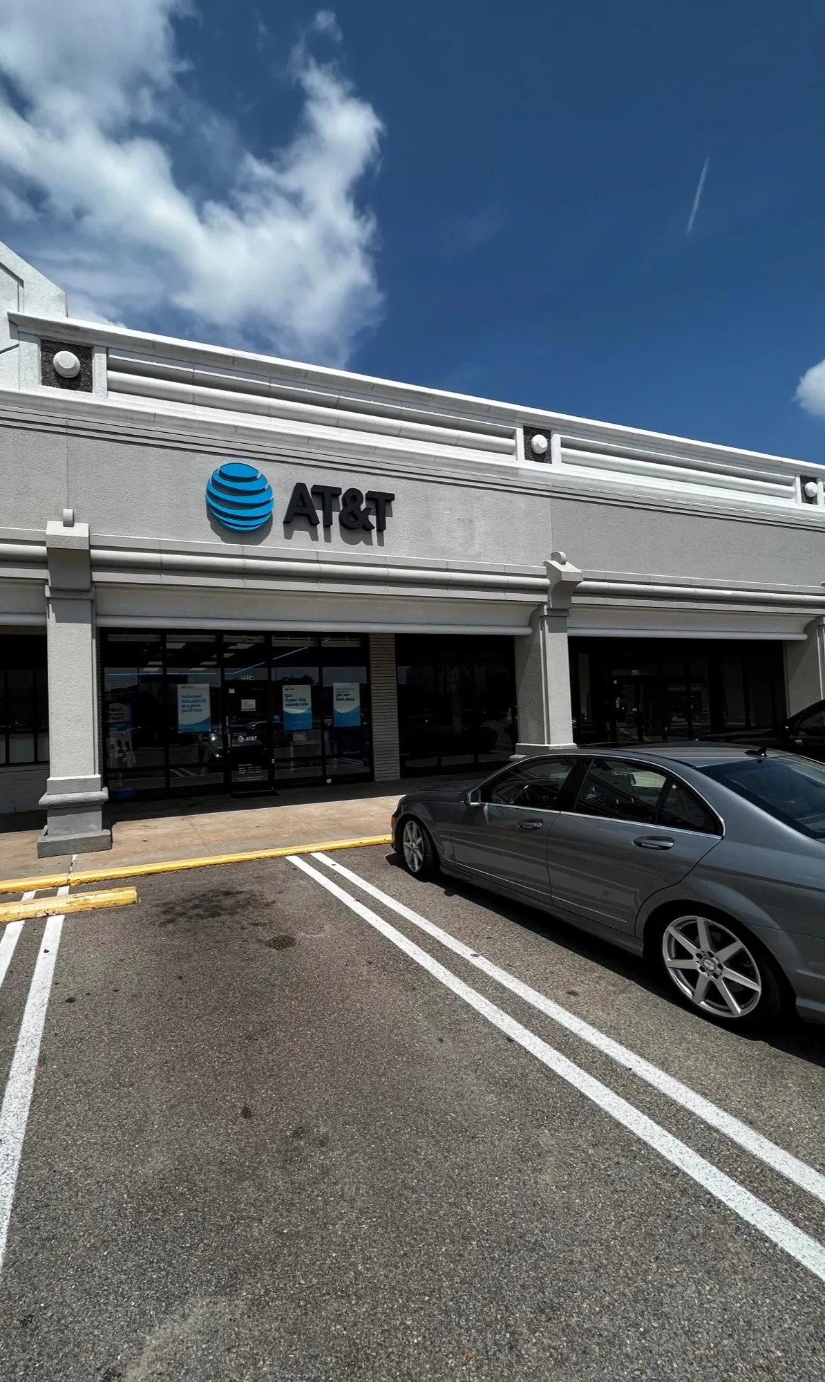 AT&T Store Houston - Weslayan Plaza