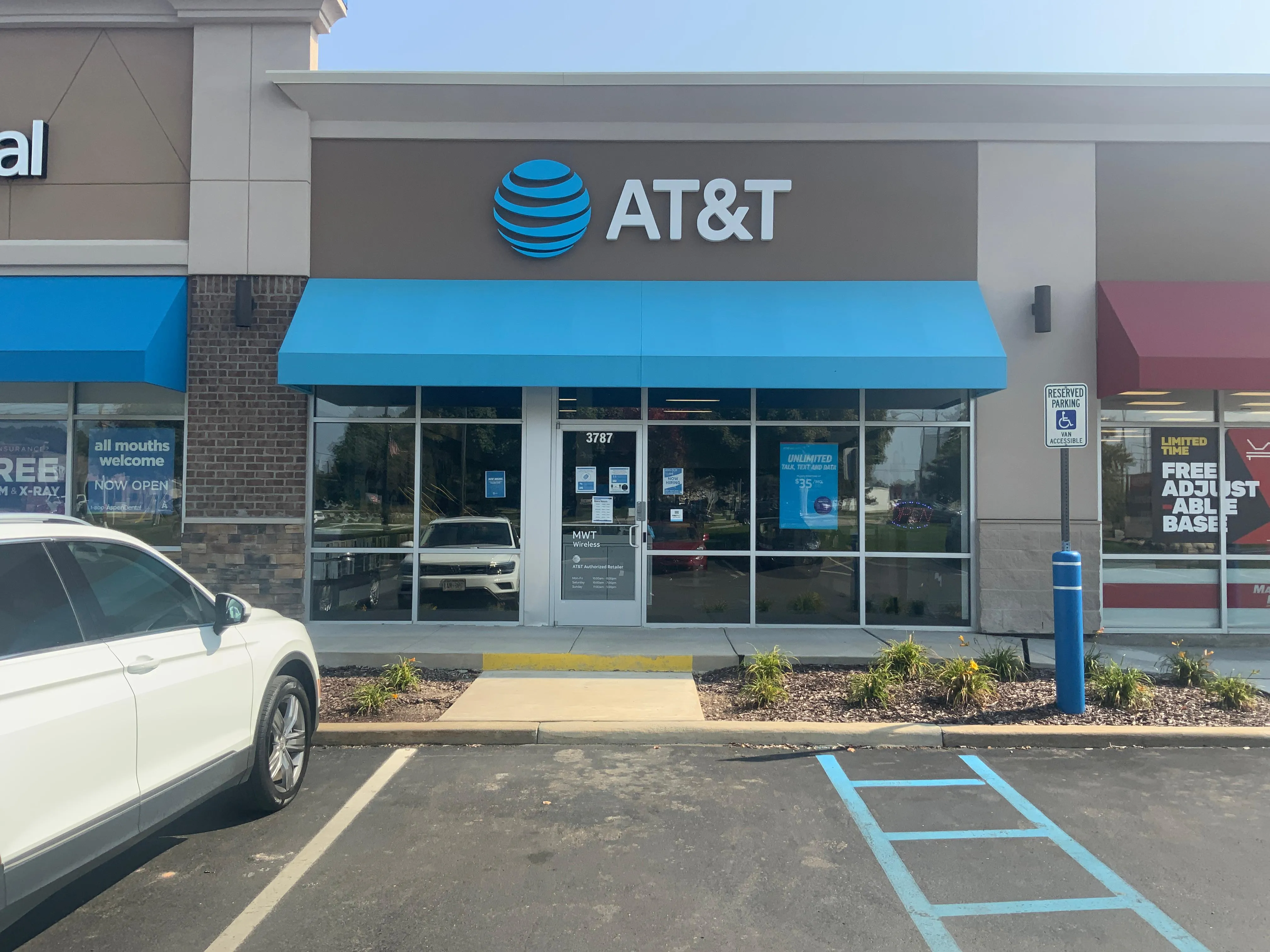 AT&T Store Ypsilanti - Arbor Square Plaza