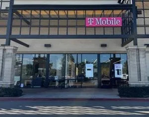T-Mobile El Camino Real & Town Ctr Pl