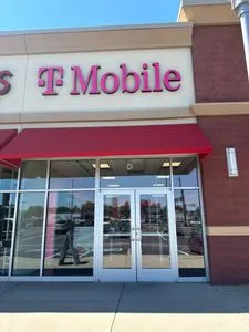 T-Mobile Shops at Broadview