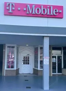 T-Mobile S Mccall Rd & Manor Rd