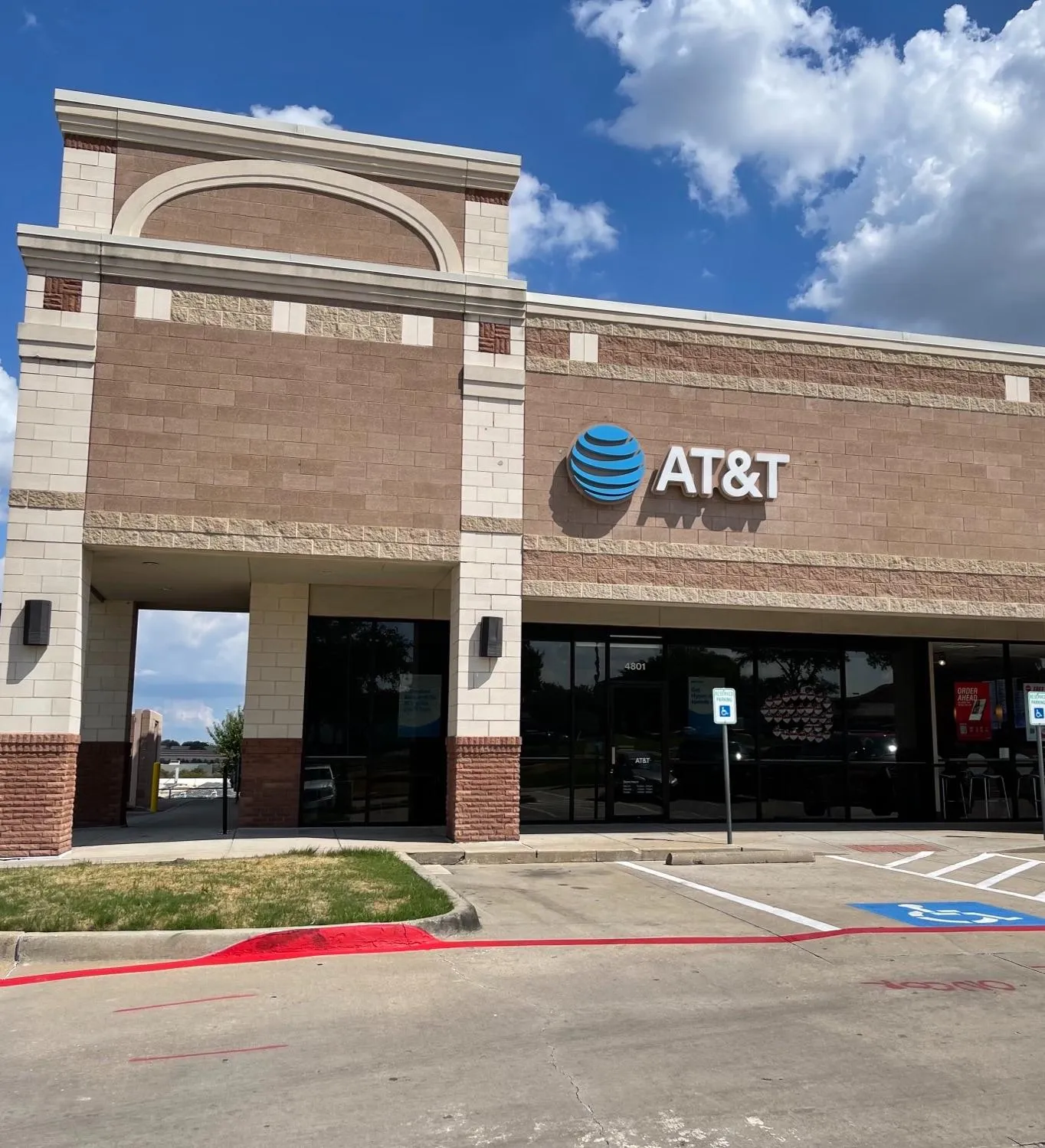 AT&T Store Fort Worth - City View Towne Crossing