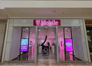 T-Mobile North County Mall