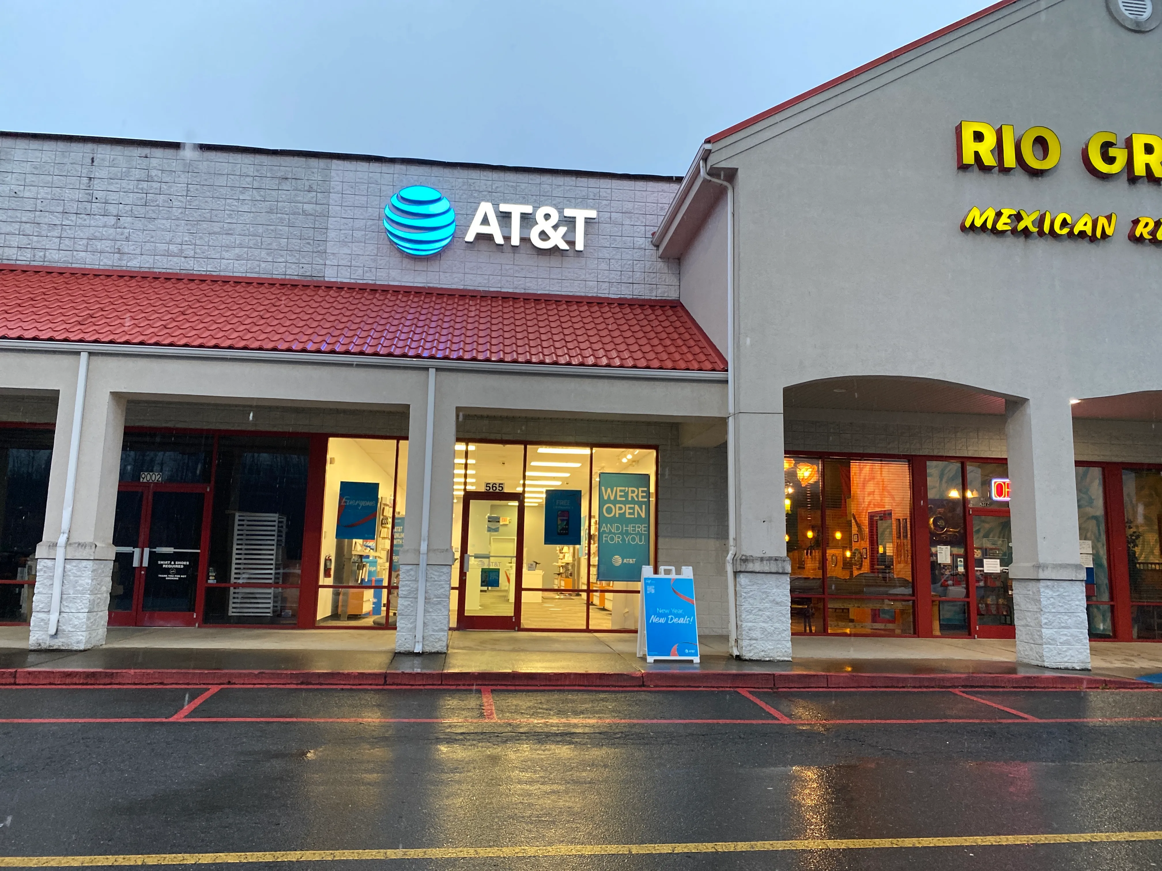 AT&T Store Oak Hill - OAK HILL