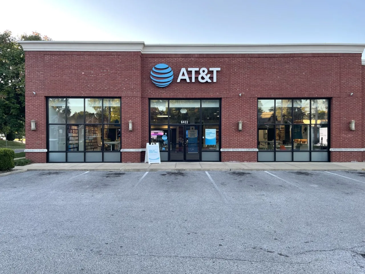 AT&T Store St. Louis - Chippewa
