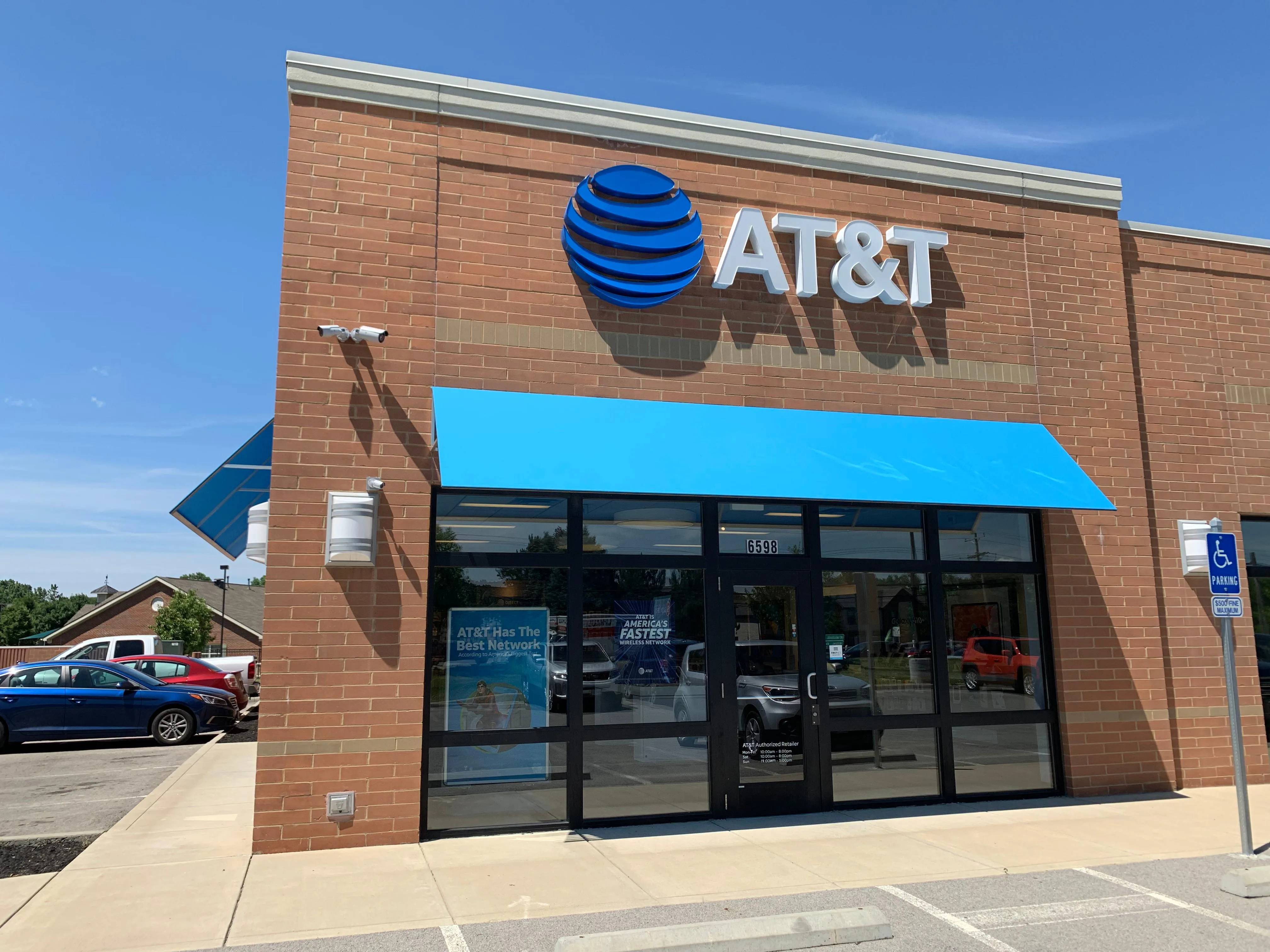 AT&T Store Columbus - E Broad Street