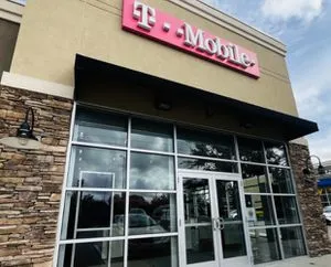 T-Mobile US 441 & Spring Harbor Blvd