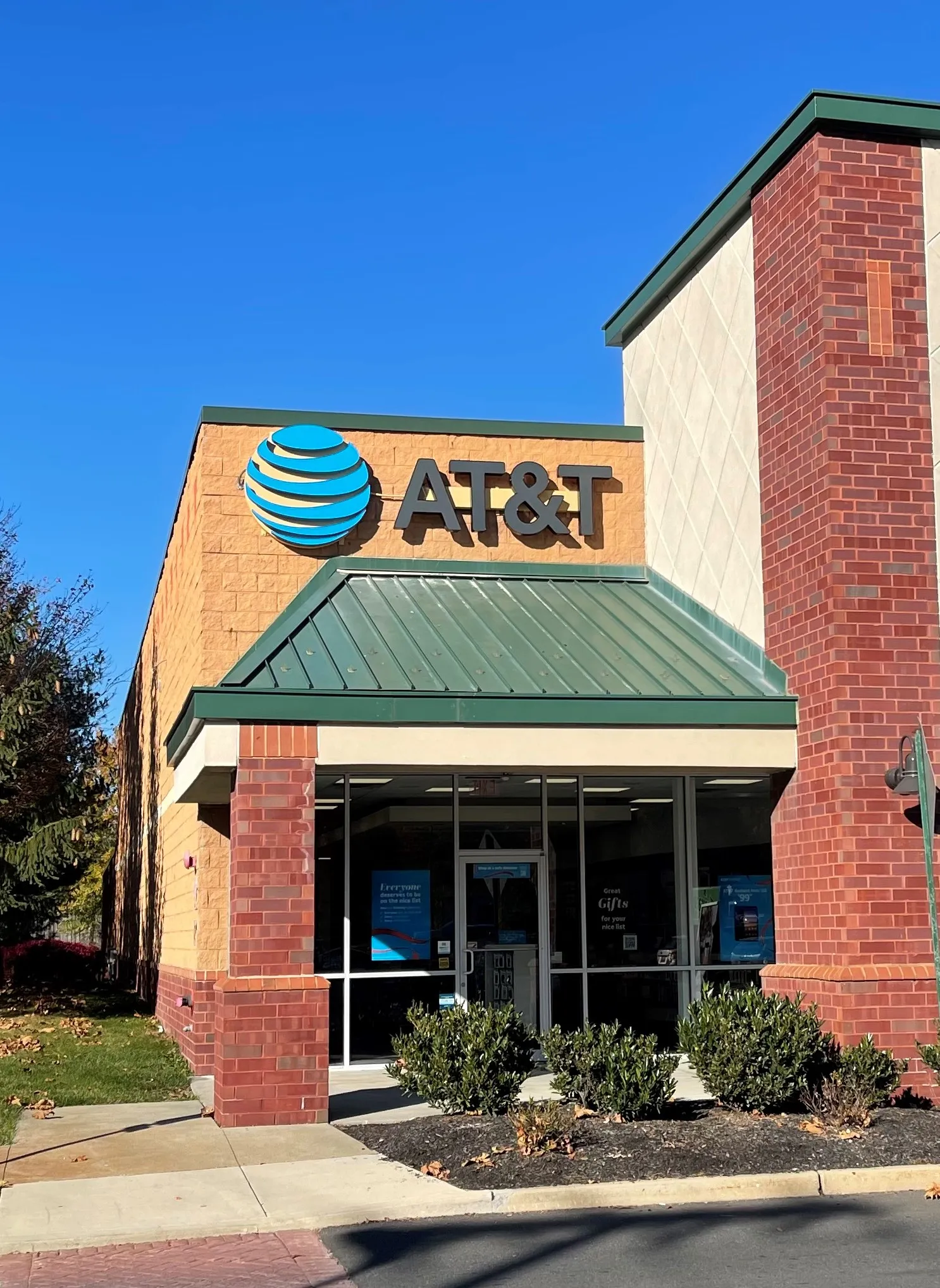 AT&T Store East Windsor - East Windsor Village