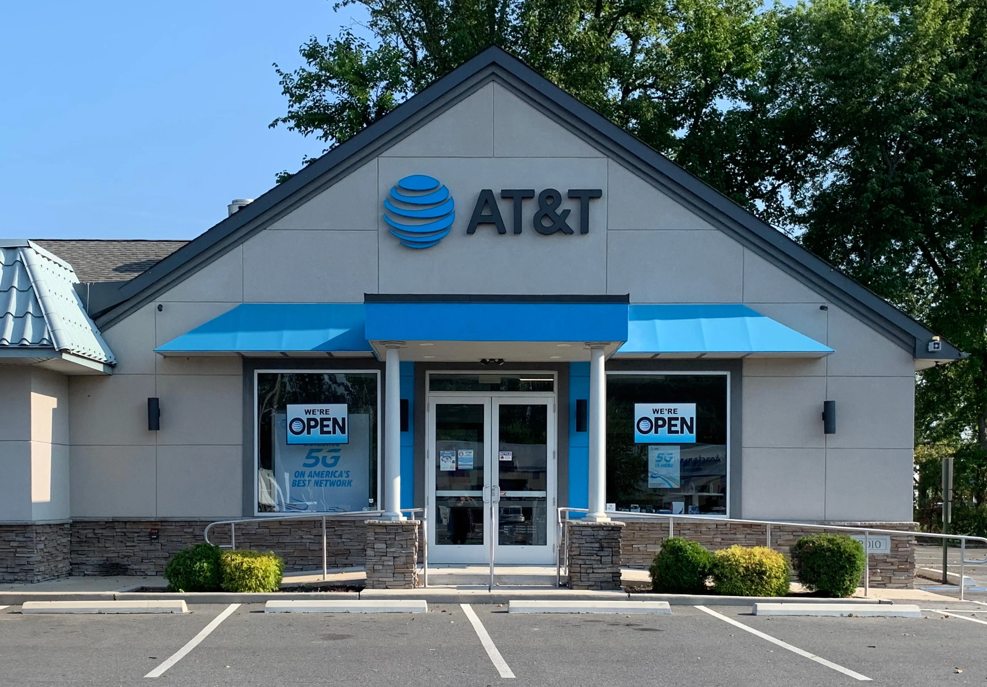 AT&T Store Hamilton - Hamilton Square