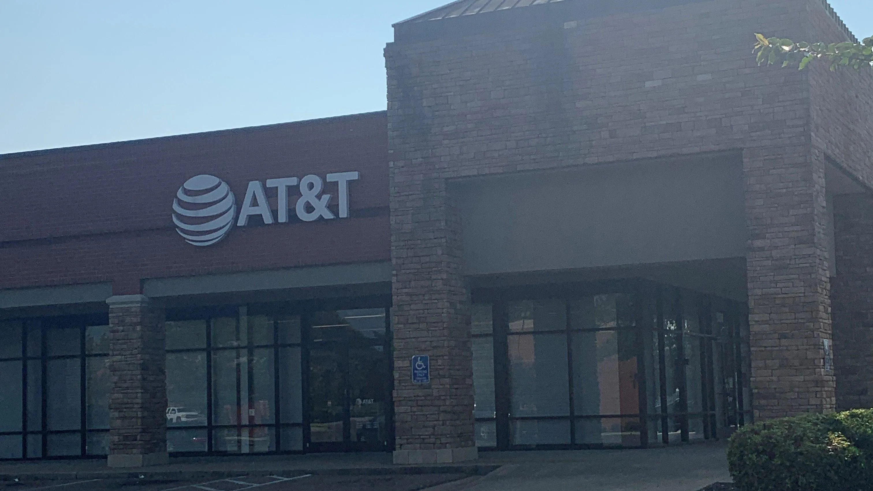 AT&T Store Collierville - Poplar Market Plaza