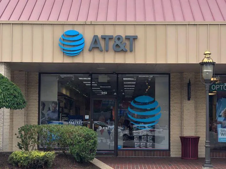 AT&T Store Pittsburgh - The Waterworks Shopping Center